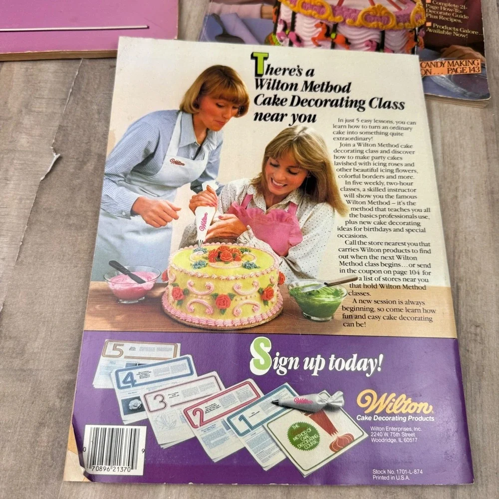 Wilton Yearbook 1983: Cake Decorating- You Can Do! 1984  Lot of 3 Books
